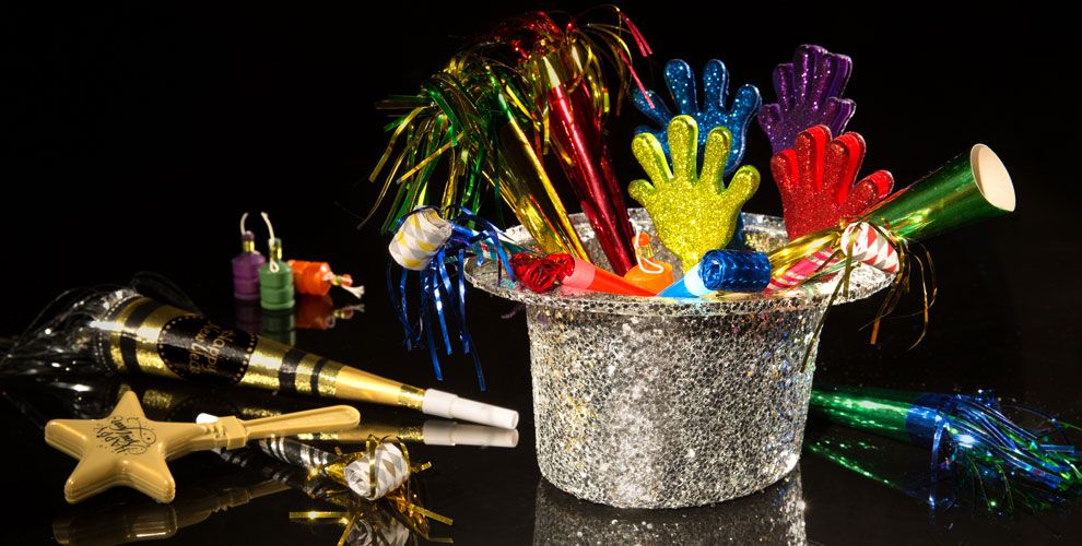 New Year's Eve Noise Makers & Party Poppers Party City