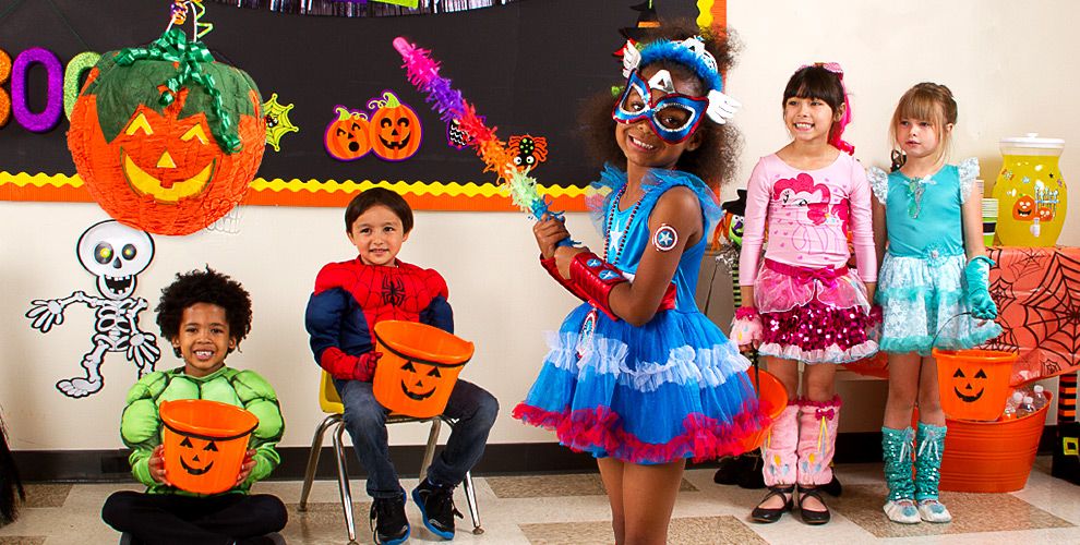 Kids At Halloween Party Halloween Games & Pinatas