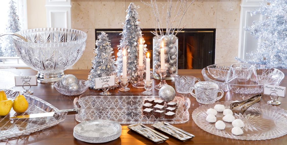 Premium Christmas Tableware Holiday Dinnerware, Serveware & Drinkware