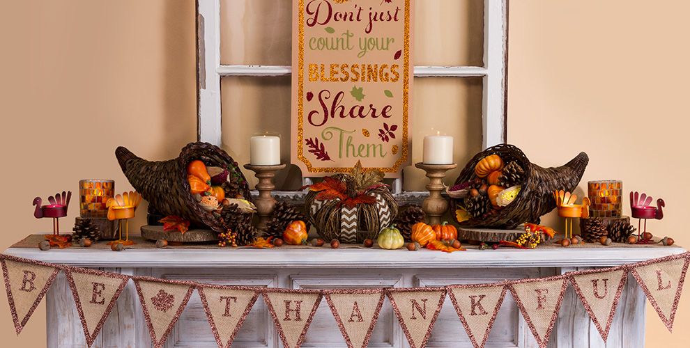 Thanksgiving Home Decor | Party City