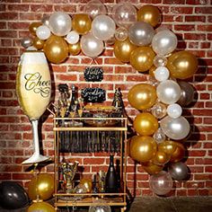 2018 New Year’s Eve Party Supplies – New Year’s Eve Decorations | Party ...